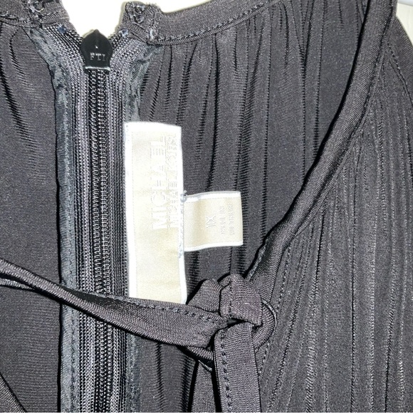 Plus Size Dress - Picture 4 of 7